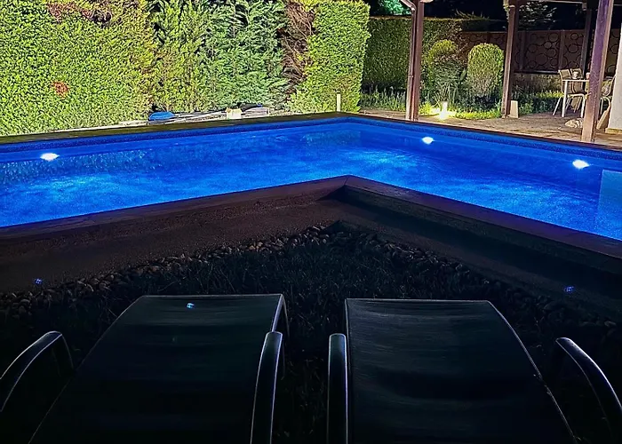 Sunset וילה Elani